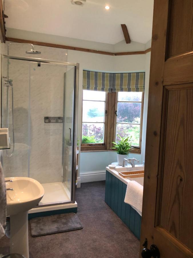 Great Longstone The Hollow Bed And Breakfast מראה חיצוני תמונה