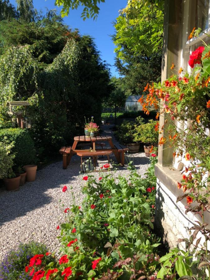 Great Longstone The Hollow Bed And Breakfast מראה חיצוני תמונה