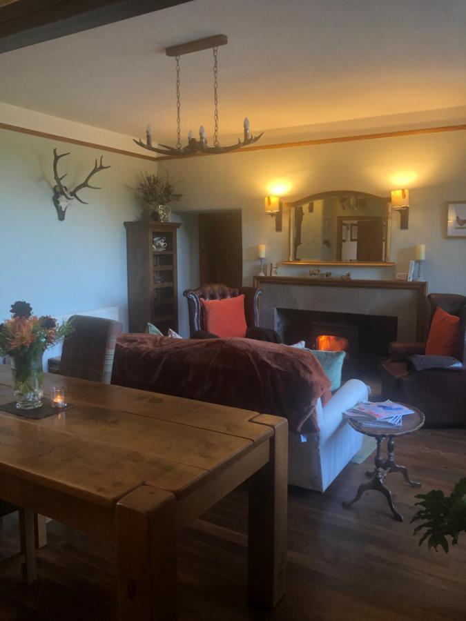 Great Longstone The Hollow Bed And Breakfast מראה חיצוני תמונה